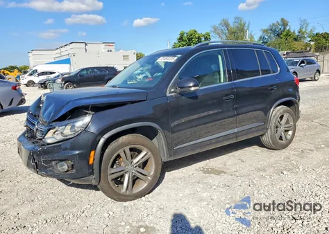 2017 Volkswagen Tiguan Sport z USA, uszkodzony, nr VIN WVGTV7AX1HW510770
